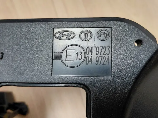 Untere Spiegelabdeckung Links Hyundai i30 III OEM image 3