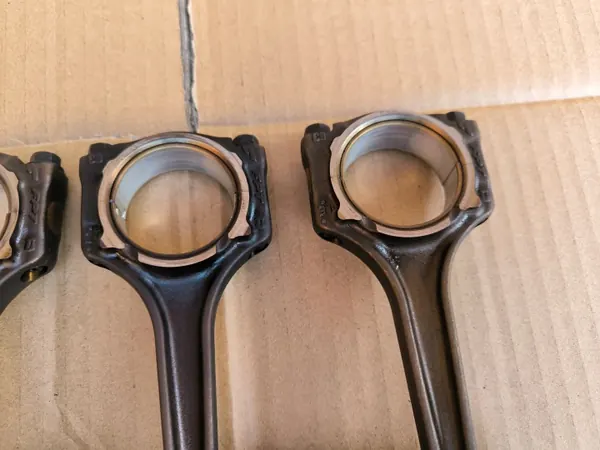 Pistón Fiat 500X 1.4 MultiAir Turbo OEM 72L66 image 5