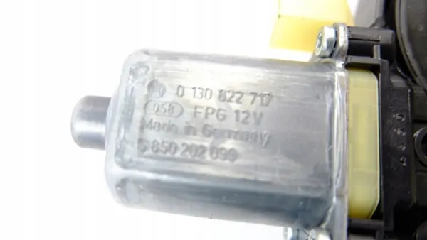 Mecanismo da janela dianteira direita AUDI A3 8V 8V4837462 image 8