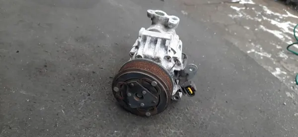 Compressore A/C Subaru 73111SC001 image 2