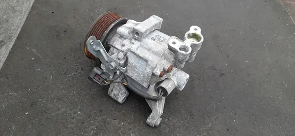 Compressore A/C Subaru 73111SC001 image 3