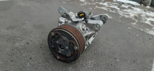 Compressore A/C Subaru 73111SC001 image 6