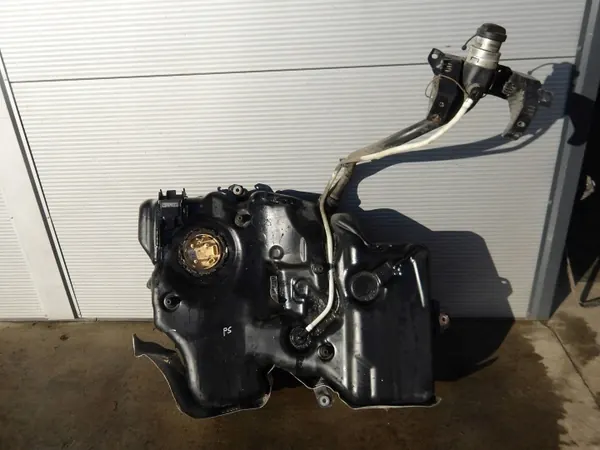Brandstoftank OEM 3Q0201021CJ voor VW Passat B8 image 2