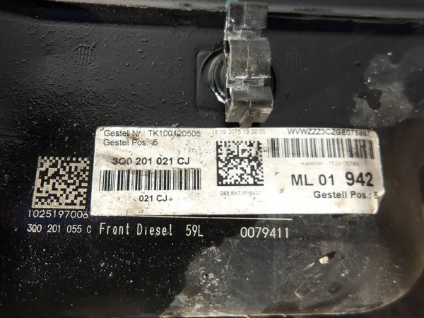 Brandstoftank OEM 3Q0201021CJ voor VW Passat B8 image 3