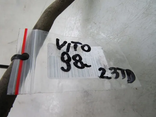 Mercedes Vito W638 ohjausputki OEM 98R image 6