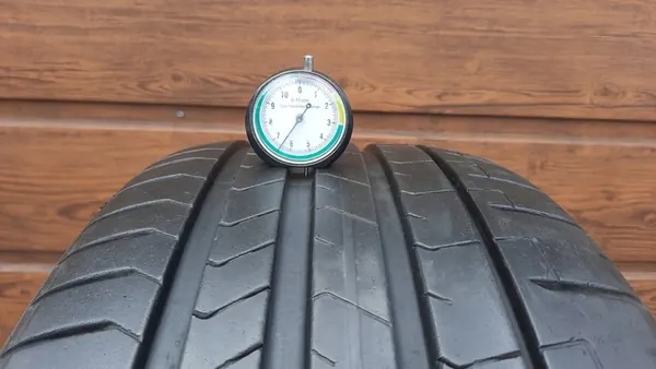 Pirelli P Zero 245/35R21 96Y XL MGT - Maserati image 3