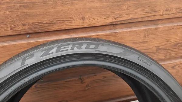 Pirelli P Zero 245/35R21 96Y XL MGT - Maserati image 7