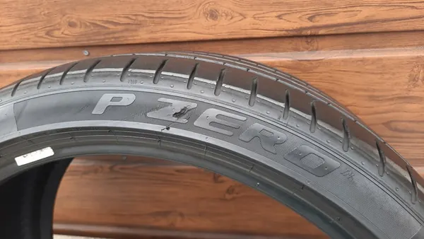 Pirelli P Zero 245/35R21 96Y XL MGT - Maserati image 9