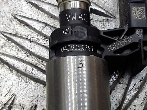 Iniettore Skoda Fabia 2017 1200tsi 0261500374 image 3