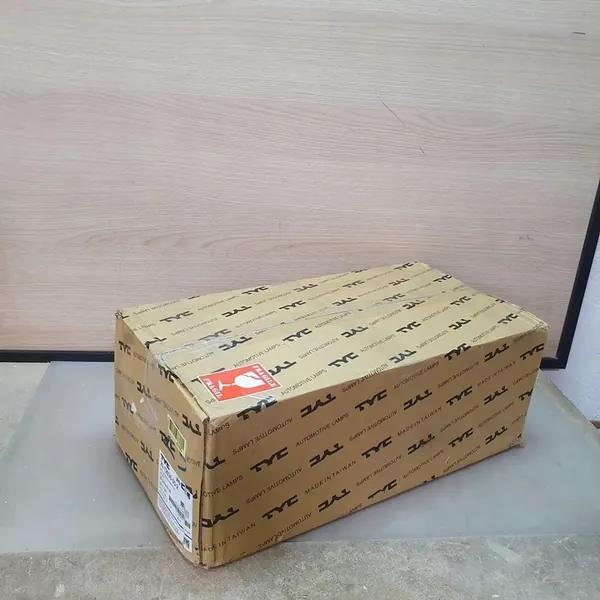 TYC 20-12036-05-2 Farol Esquerdo image 7