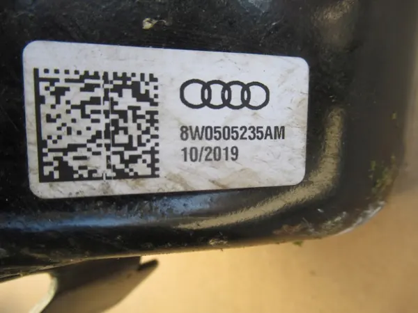 Poutre arrière Audi A4 B9 A5 8W OEM 8W0505235AM image 6