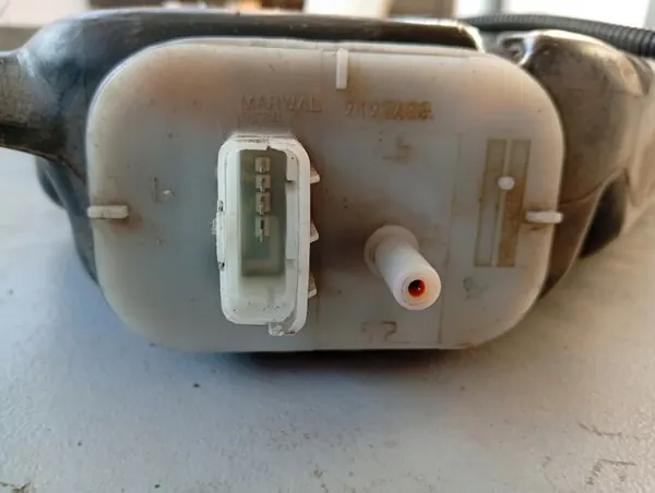 FAP-Tank OEM 9681917180 für Citroen C5 III X7 2.0 HDI image 3