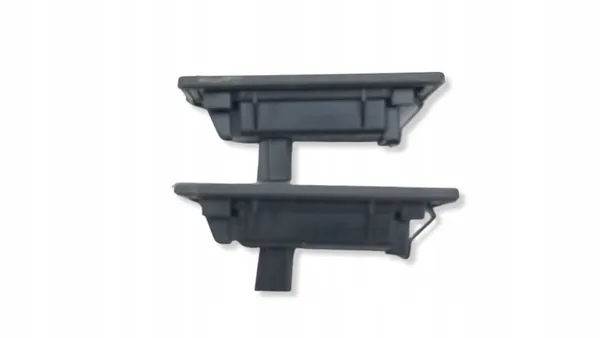Feu de plaque SEAT Arona 2023 OEM 5NA943021 image 4