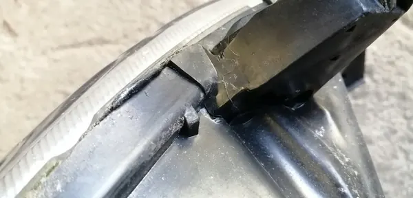 Nissan Micra K12 Oikea Etuvalaisin Eurooppa 260104CC1C image 3