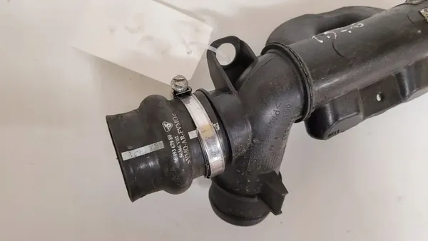 Citroen C5 2008 Ansaugschlauch image 4