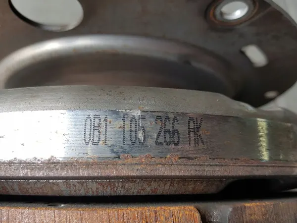 AUDI Q5 8R 08-12 2.0 TDI Volante de Duas Massas image 4