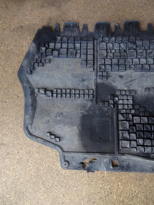 A3 8P GOLF V OCTAVIA II Motorplåt 1K0825237N image 2