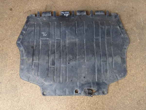 A3 8P GOLF V OCTAVIA II Motorplåt 1K0825237N image 4