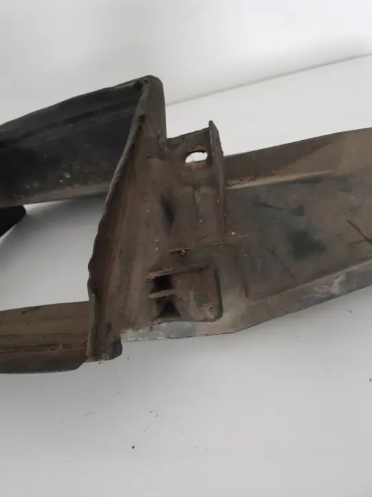 Couvercle refroidisseur huile OEM 2015400482 Mercedes W124 image 5