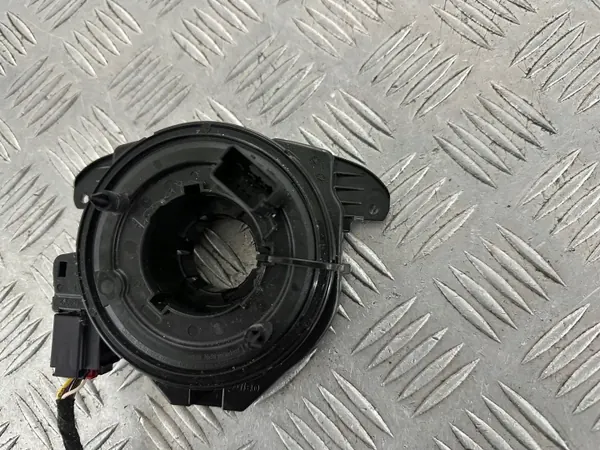 Cinto enrolador Skoda Fabia III OEM 6C0959653 image 5