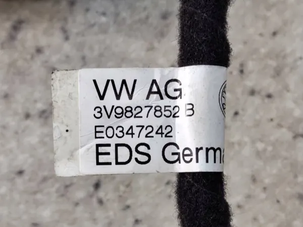 Amortecedor de porta-malas OEM 3V9827852B para Skoda Superb III image 5