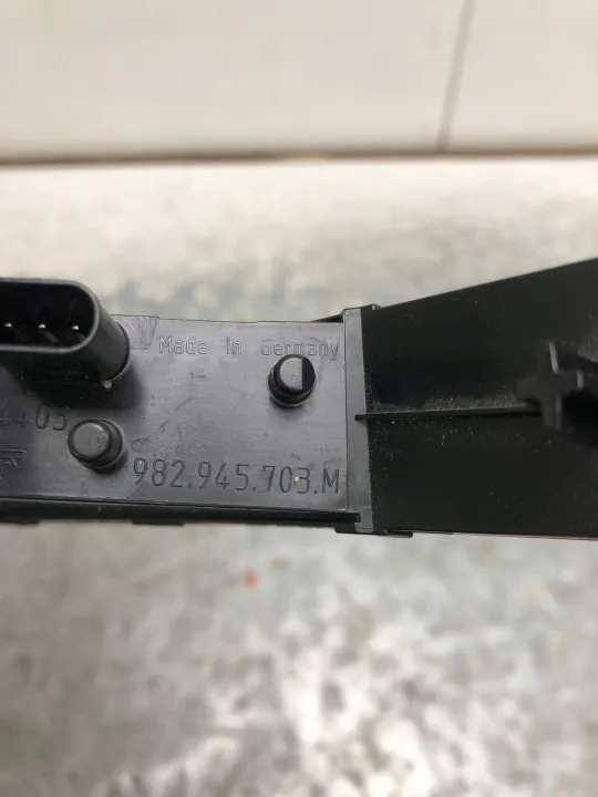 Mistlamp OEM 982945703M Links Achter Porsche Boxster 718 image 5