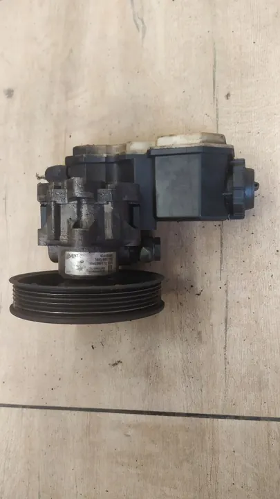 Servostuurpomp Opel Vectra B 1.8 image 5