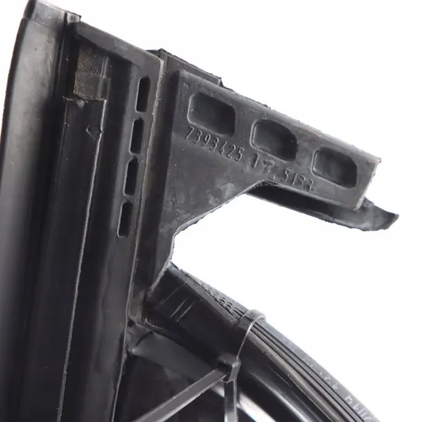 BMW X3 G01 Vänster Framruta Tätning OEM 7393425 image 5