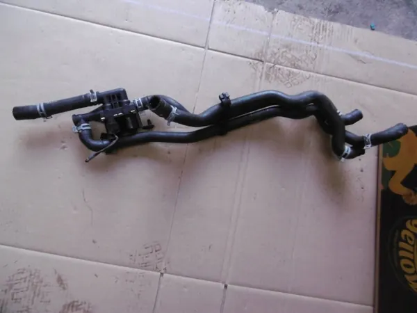Vesiventtiililetku OEM 9119164 BMW 5 F10 3.0 D:lle image 2
