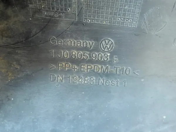 Framspoiler VW Golf IV image 4