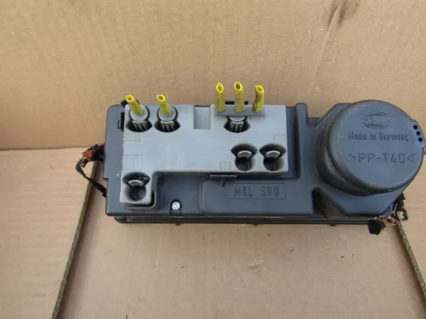 Pompe compresseur serrure centrale OEM 2108002248 image 3