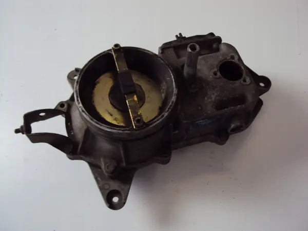 Inyector Distribuidor Combustible OEM 0438121033 Mercedes W124 image 2