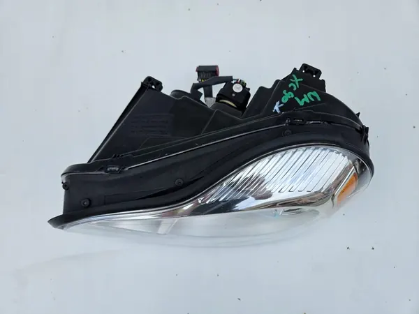 VOLVO XC90 I LIFT VASEN ETU BIXENON VALO image 2