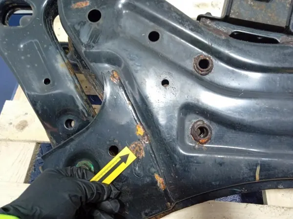 Kia Sportage III etuhinauskoukku OEM 62401-2Y630 image 8