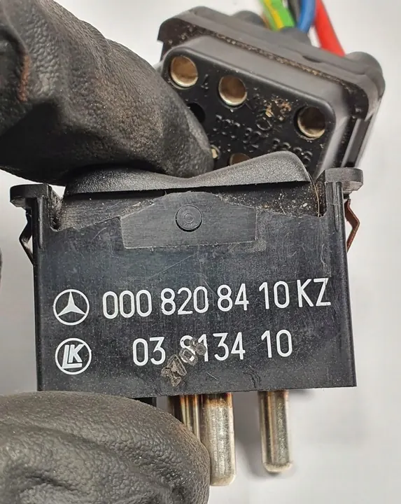 Interruptor de Janela Mercedes W126 0008208410 image 4