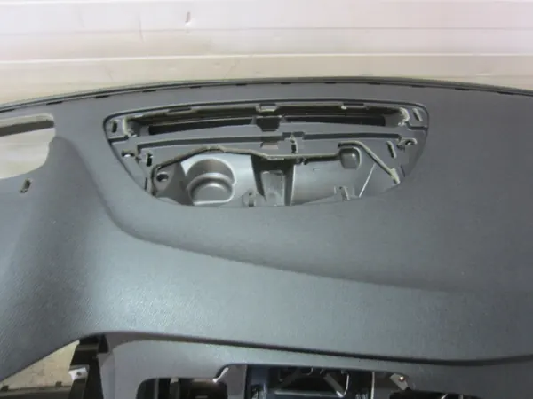 Volvo XC90 II Dashboard Console HUD OEM 31351331 image 7