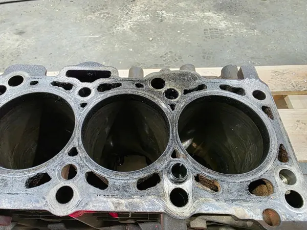 Bloc moteur OEM 03L021AB 1/26 pour 2.0 TDI image 6