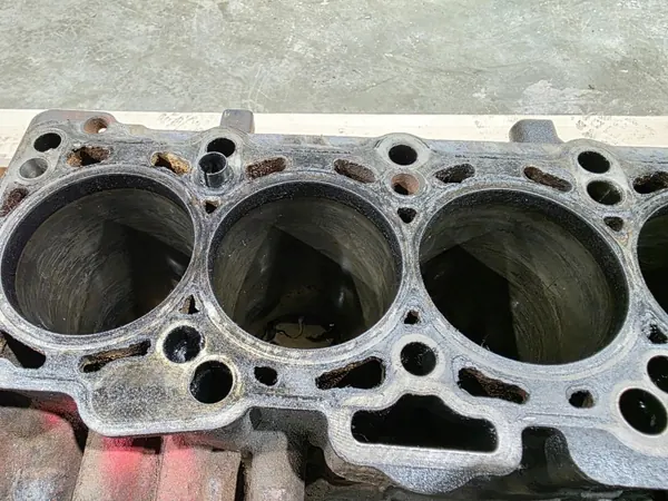 Bloc moteur OEM 03L021AB 1/26 pour 2.0 TDI image 8