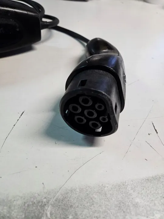 Câble de charge Mercedes A0005833405 pour chargeur image 4