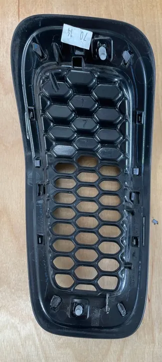 Jeep Cherokee 14-20 Grille Black image 3