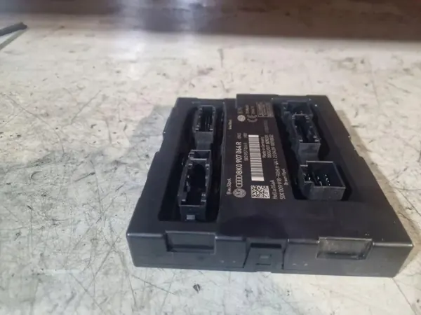 Módulo Confort Audi Q5 OEM 8K0907064R 2009 image 2