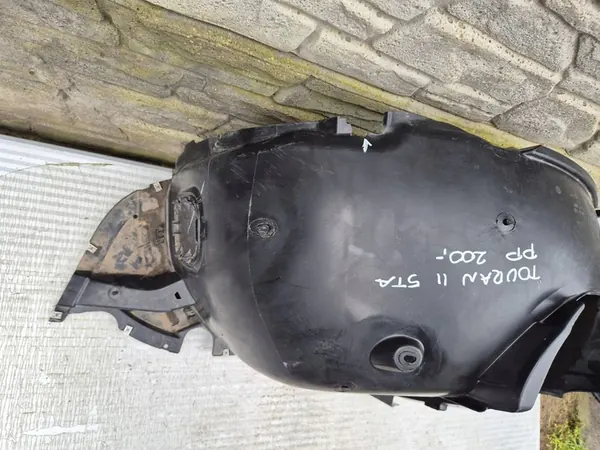 VW Touran III Etu Oikea Lokasuoja 5TA805912E image 2