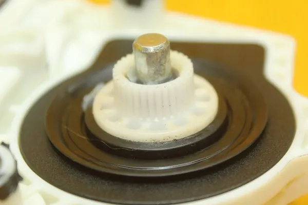 Oikean Takaluukun Moottori VW Golf IV image 9