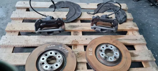 OEM 3C0615123 Remklauw voor voor Audi Q3 2.0 TFSI image 2