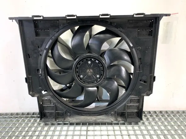 Radiatorventilator OEM 8472268 voor BMW G31 2.0 190PK image 2