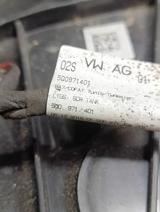 Gebruikte AdBlue-tank OEM 5Q0131969C 1.97L Diesel image 3