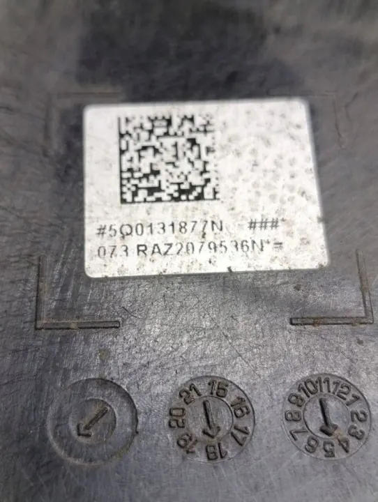 Gebruikte AdBlue-tank OEM 5Q0131969C 1.97L Diesel image 5