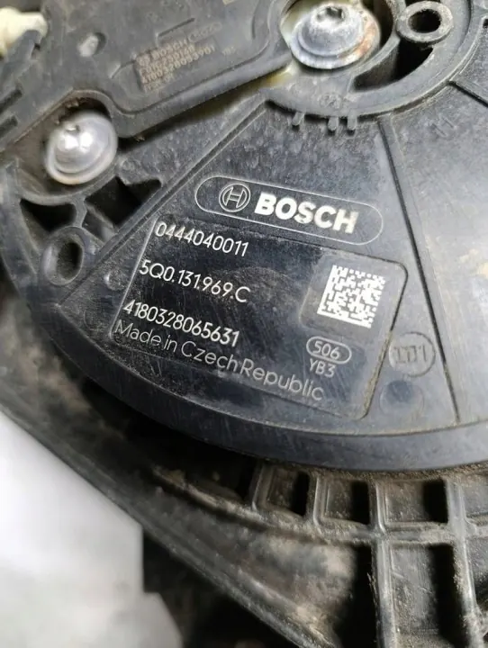 Gebruikte AdBlue-tank OEM 5Q0131969C 1.97L Diesel image 6