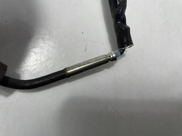Exhaust Manifold Temperature Sensor Mercedes Sprinter 906 A6511420701 A0009056404 image 4