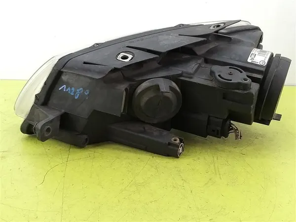 Oikea etuvalaisin VW Passat B6 2005-2010 VALEO image 4